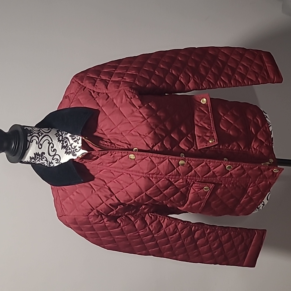 J. CREW SZ small quilted barn jacket maroonwith  corduroy collar navy